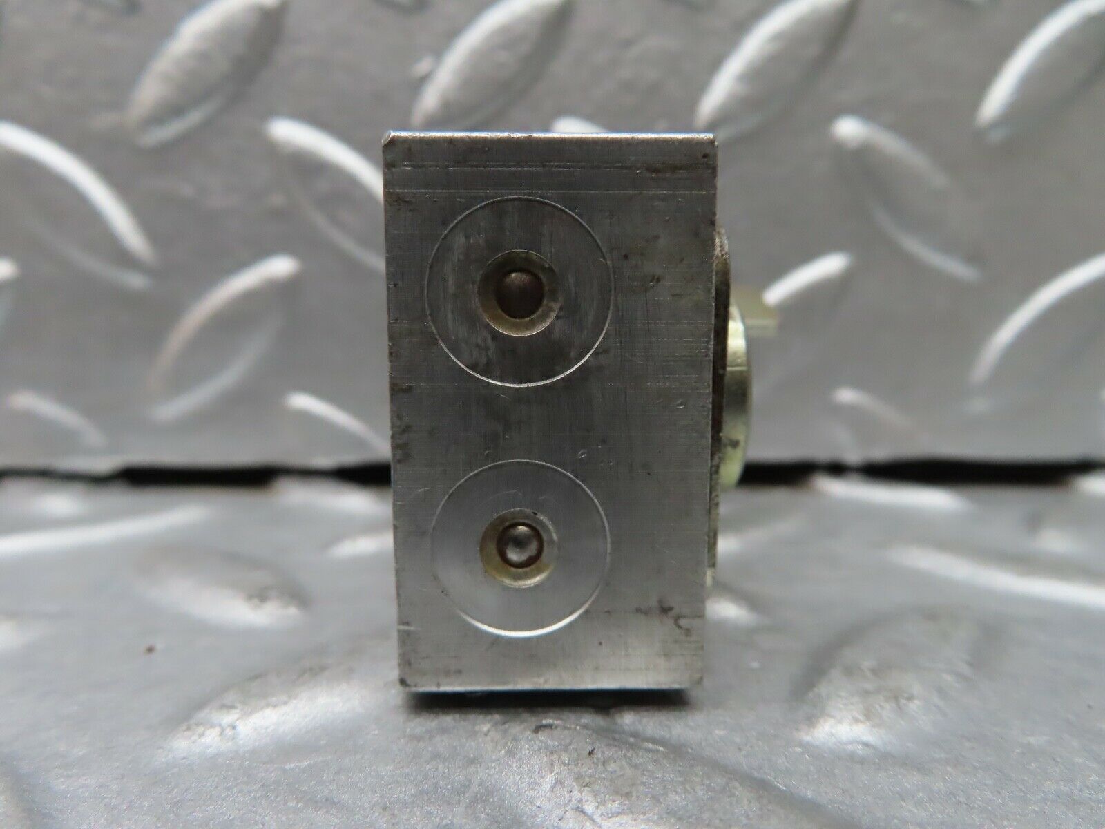 20123 Mercedes-Benz R129 300SL Coupe Soft Top Hydraulic Valve