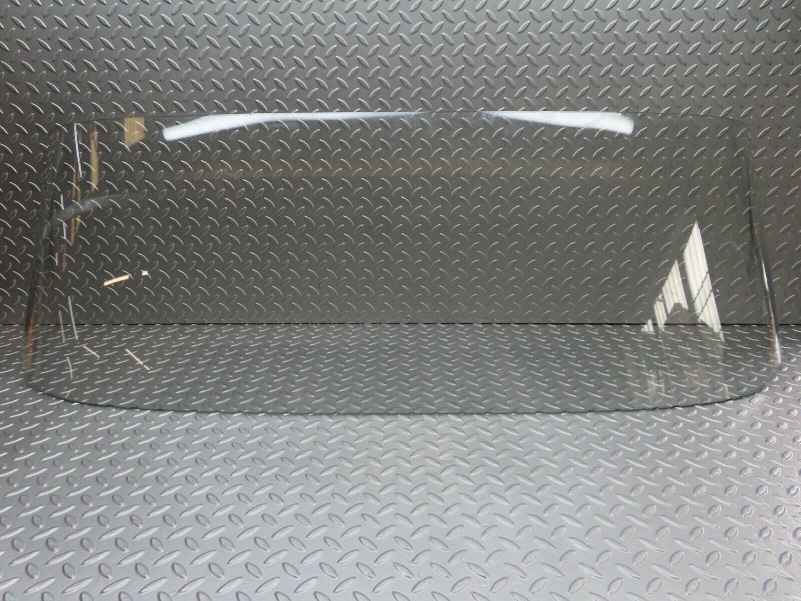 12750 Mercedes-Benz W111 220SE Rear Windscreen Glass