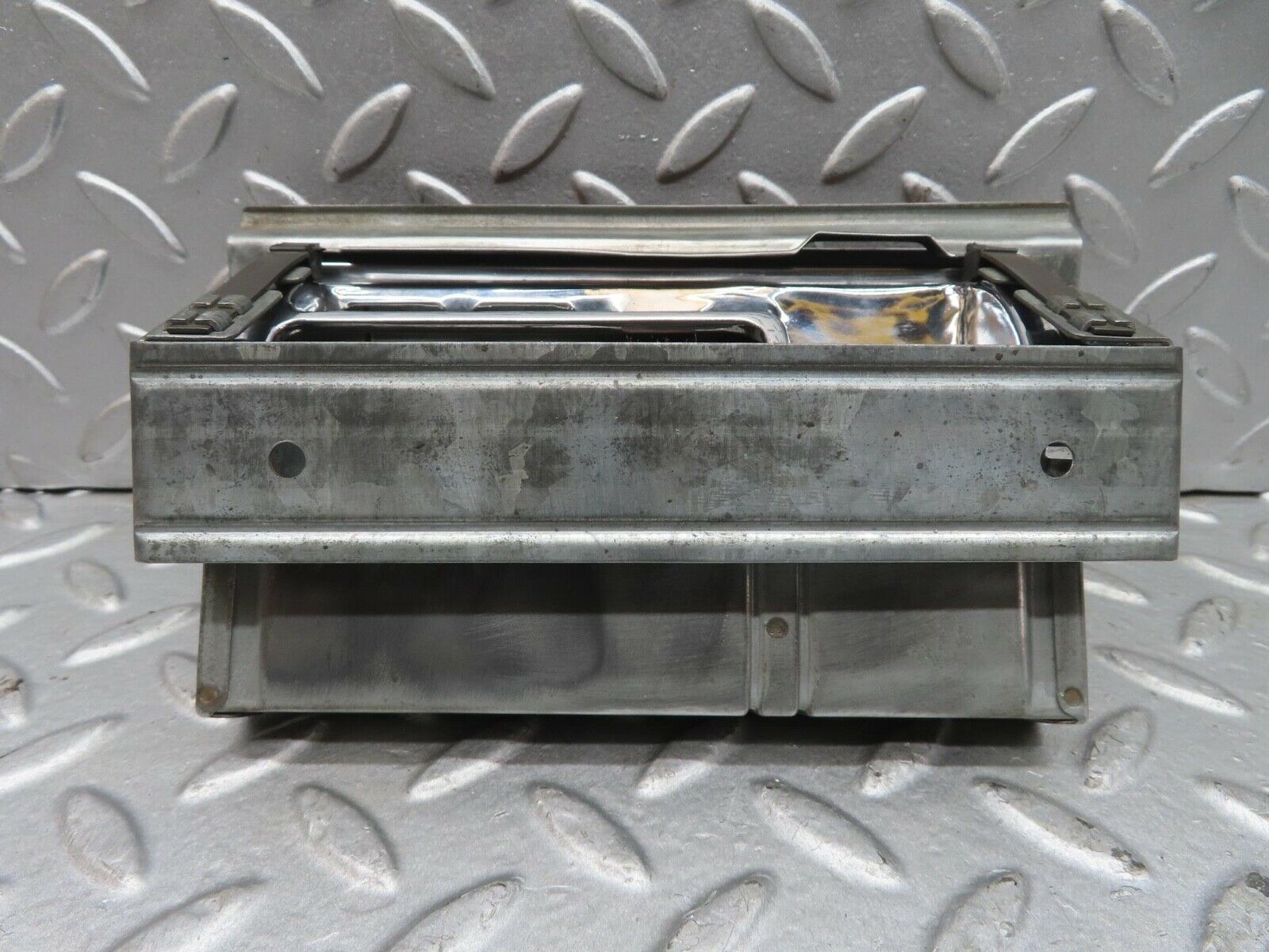 13916 Mercedes-Benz C107 280SLC Centre Console Ashtray Wood Finish