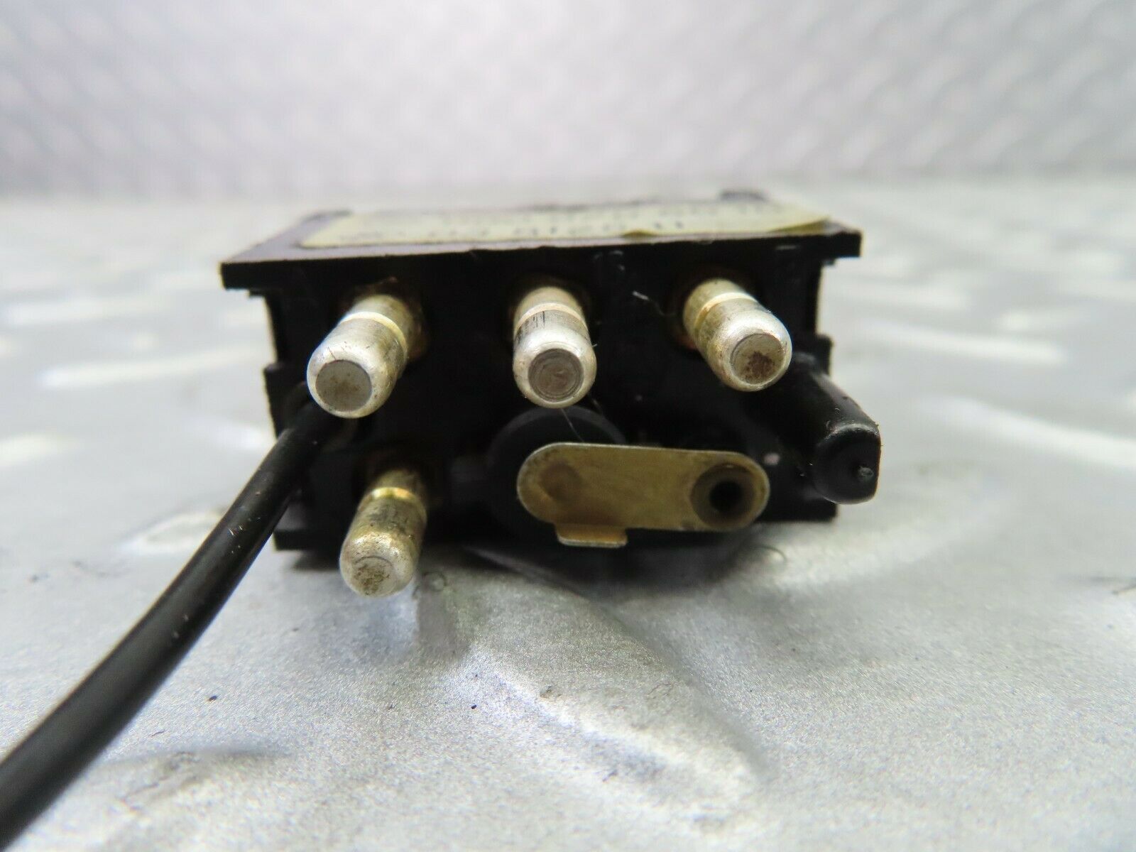 7474 Mercedes-Benz W116 450SE Rear Heated Window Switch 0008206010