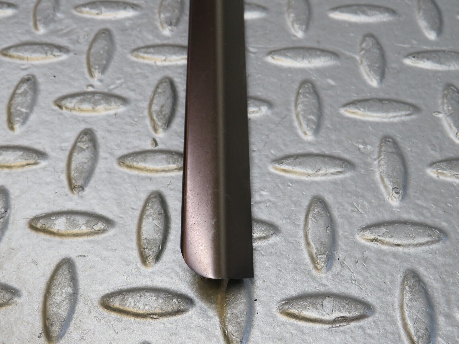 35080 Mercedes-Benz W210 320E Front Left Door Window Exterior Trim