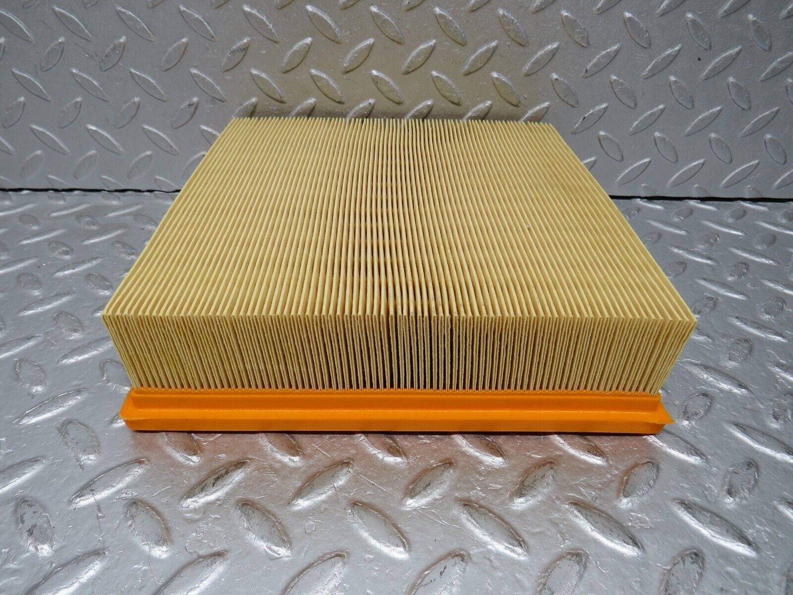 38224 Mercedes-Benz W124 W201 Genuine Air Filter New 6020940404