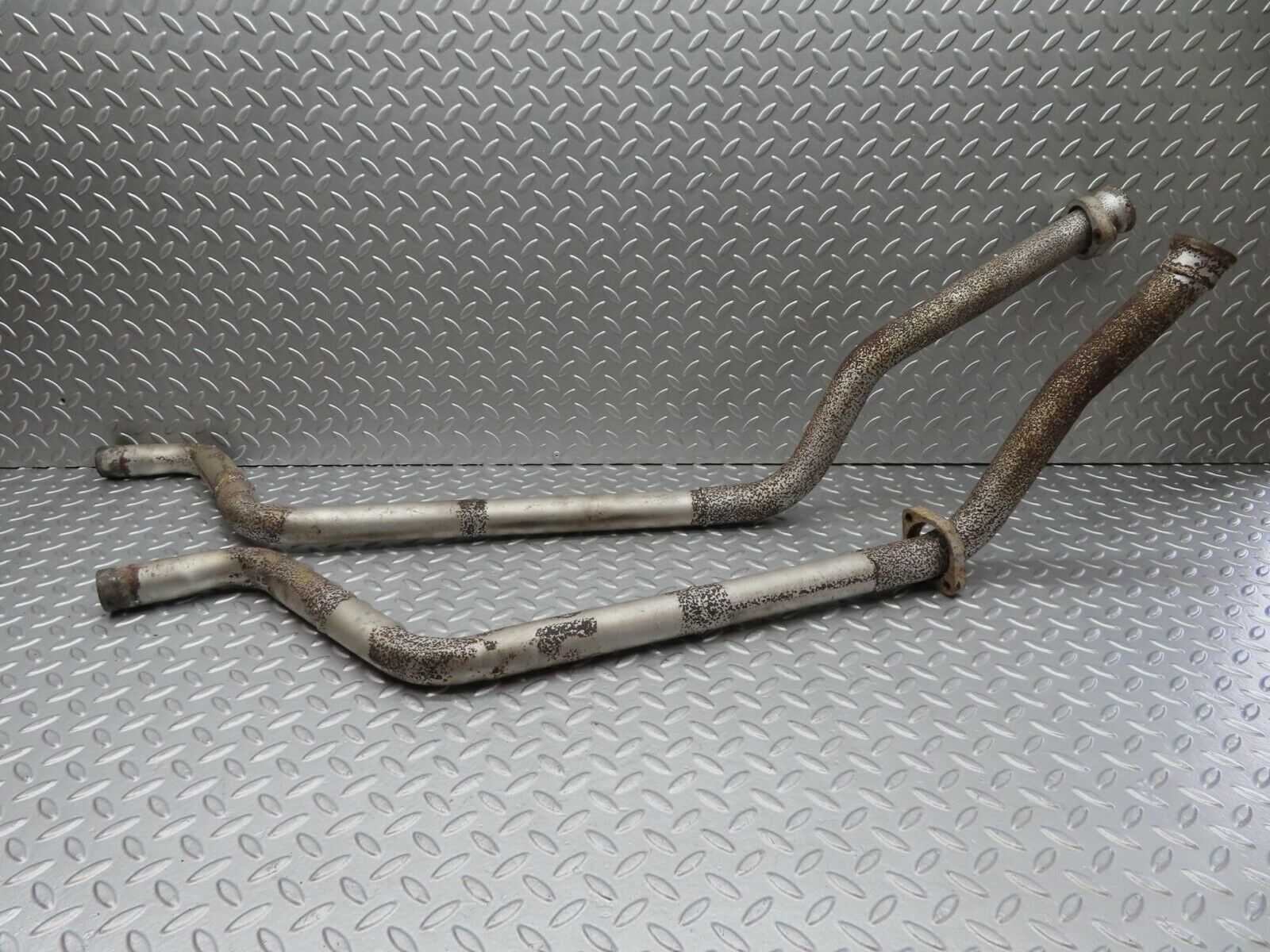 14147 Mercedes-Benz C107 280SLC Front Exhaust Pipe LHD Left Hand Drive