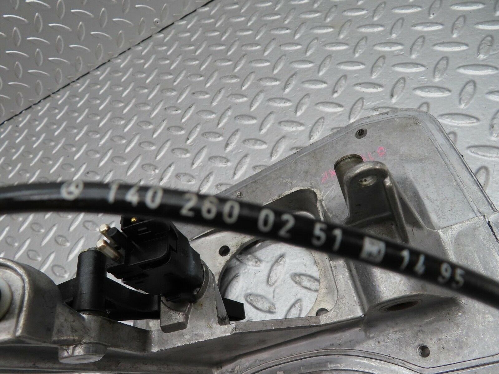 15061 Mercedes-Benz W140 S320 Brake Pedal Bracket 1402902319