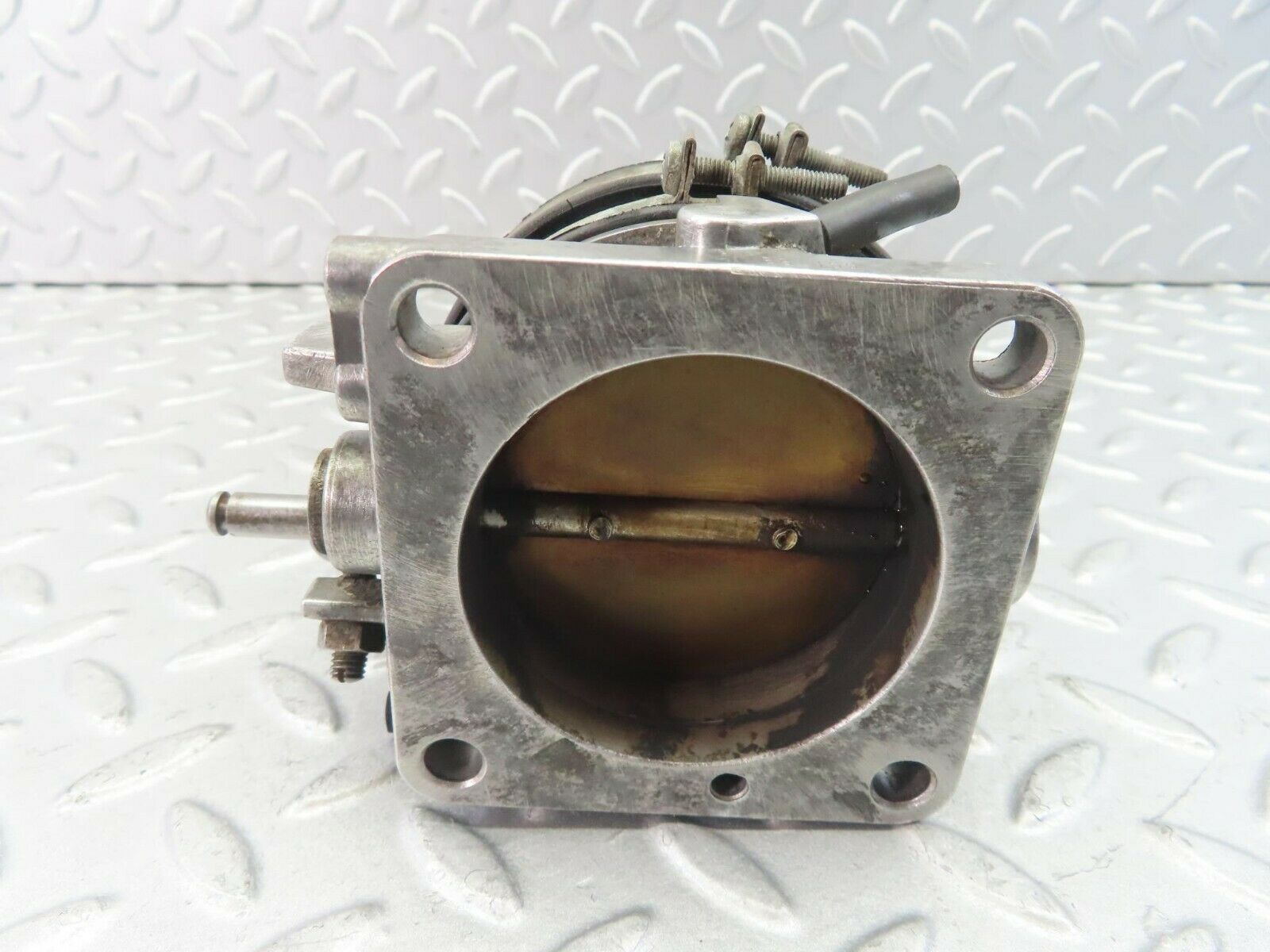 8615 Mercedes-Benz W123 Throttle Body