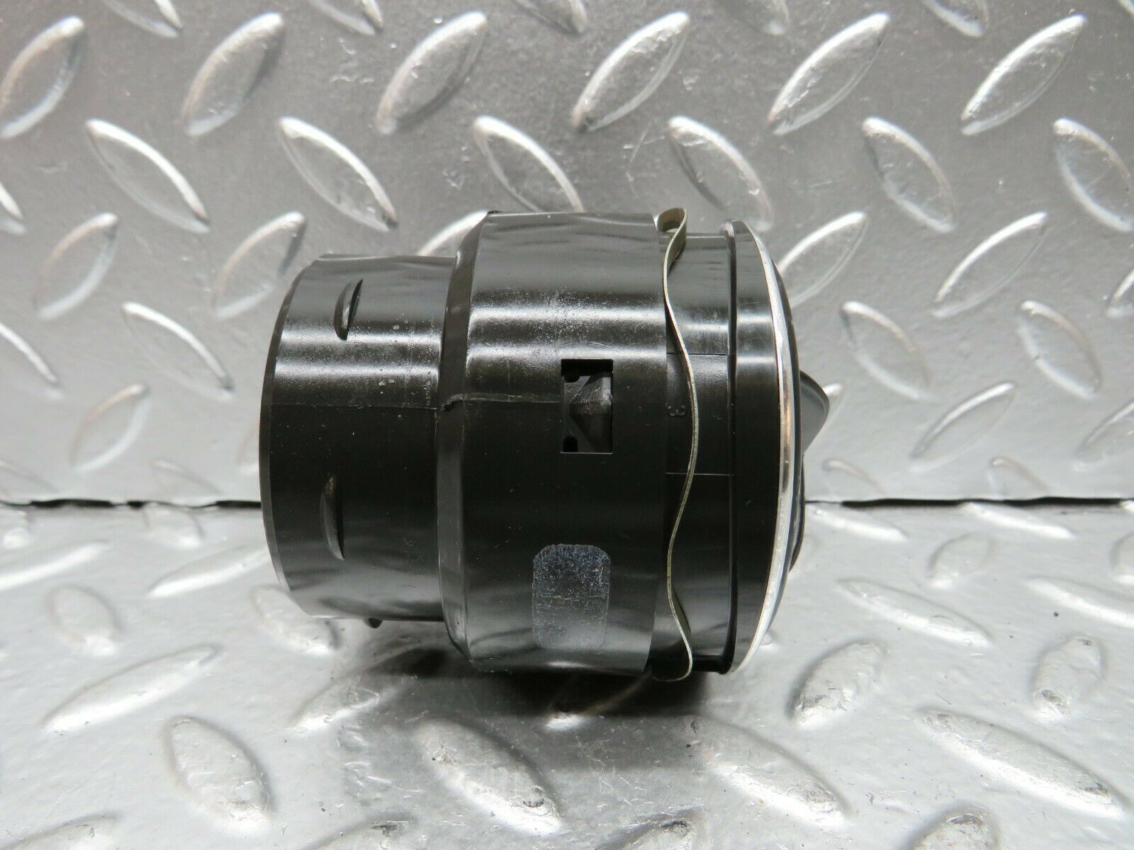 22712 Mercedes-Benz C107 450SLC Coupe Dashboard Air Vent