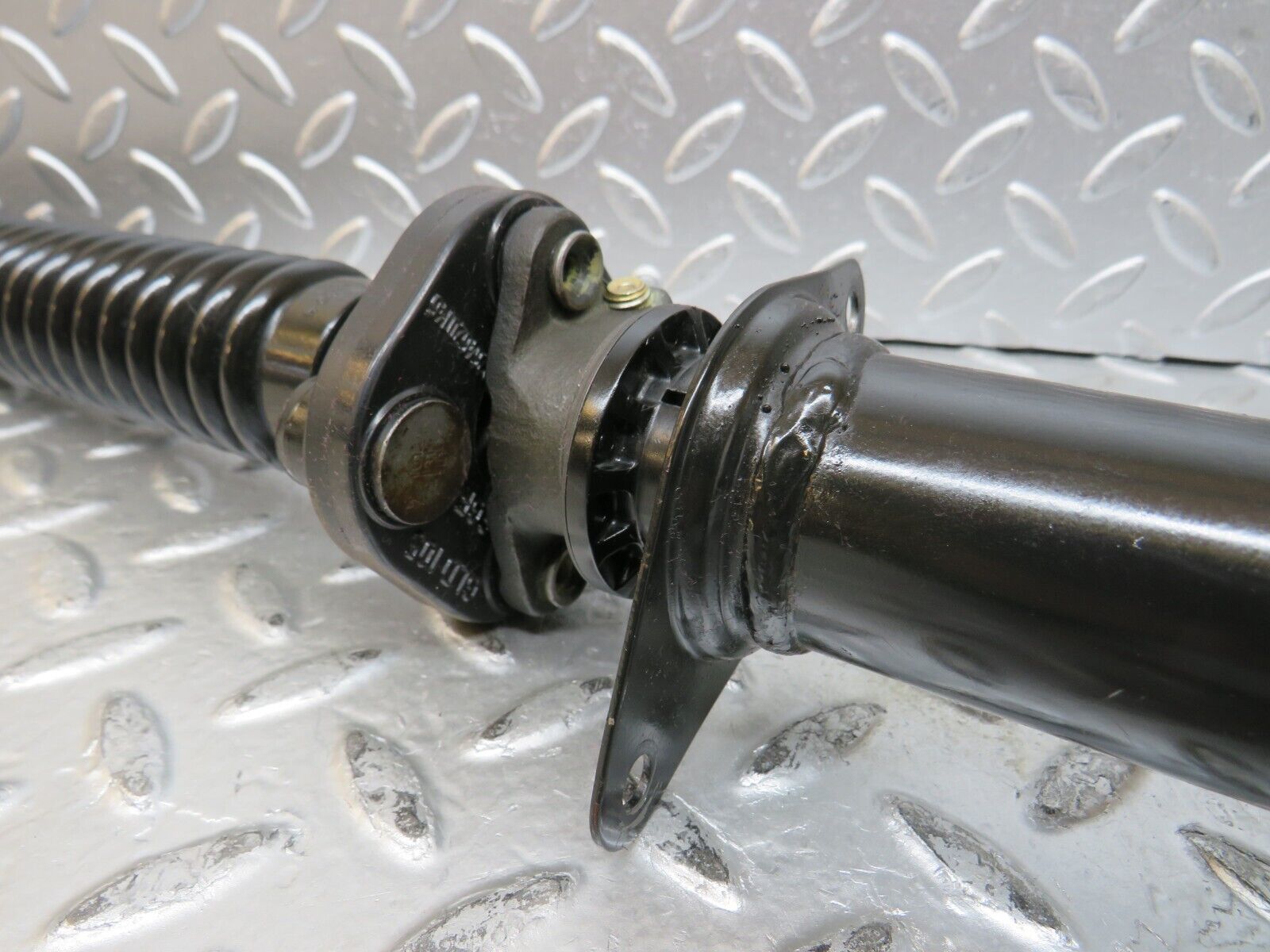 27781 Mercedes-Benz S124 300TE Wagon Steering Column