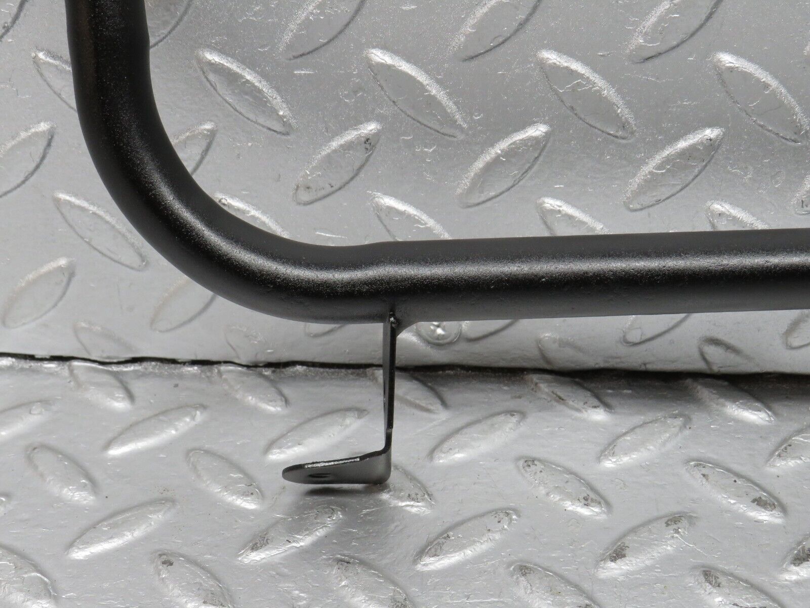 40548 Mercedes-Benz W123 300D Coolant Pipe