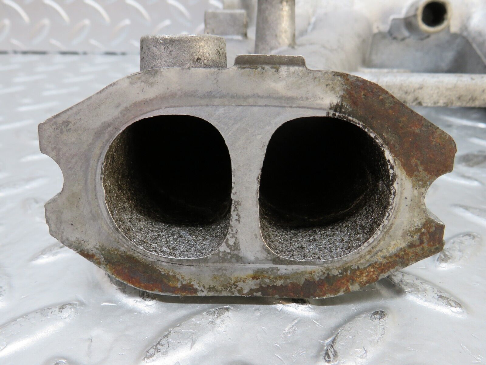 26944 Mercedes-Benz W123 240D Air Intake Manifold 6161410201