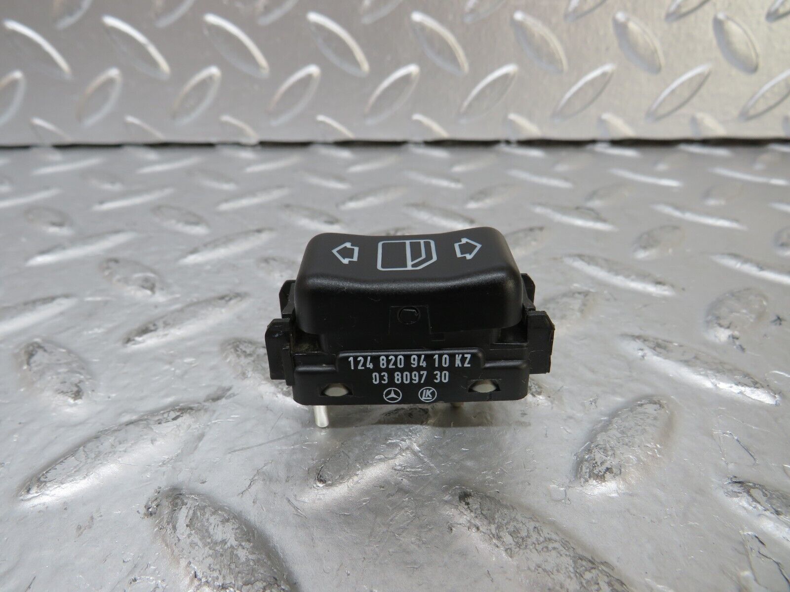 25900 Mercedes-Benz W124 280E Electric Window Switch Right 1248209410