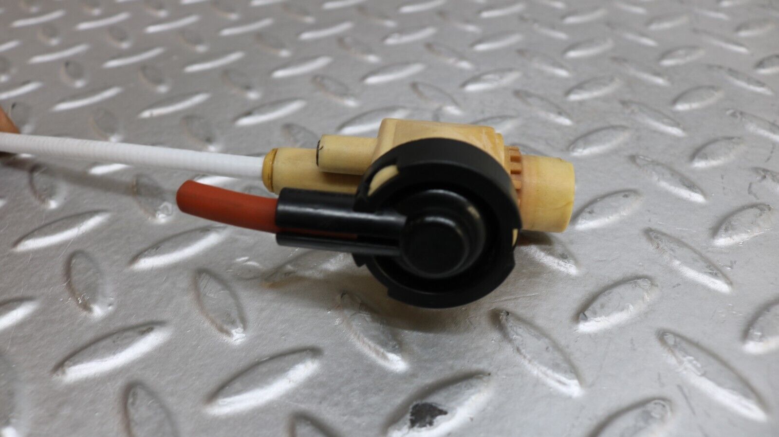 37184 Mercedes-Benz C126 420SEC Coupe Automatic Gearbox Kickdown Cable