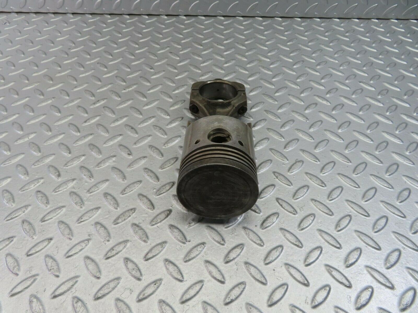 10205 Mercedes-Benz W111 220SE Piston With Connecting Rod 79.97 mm