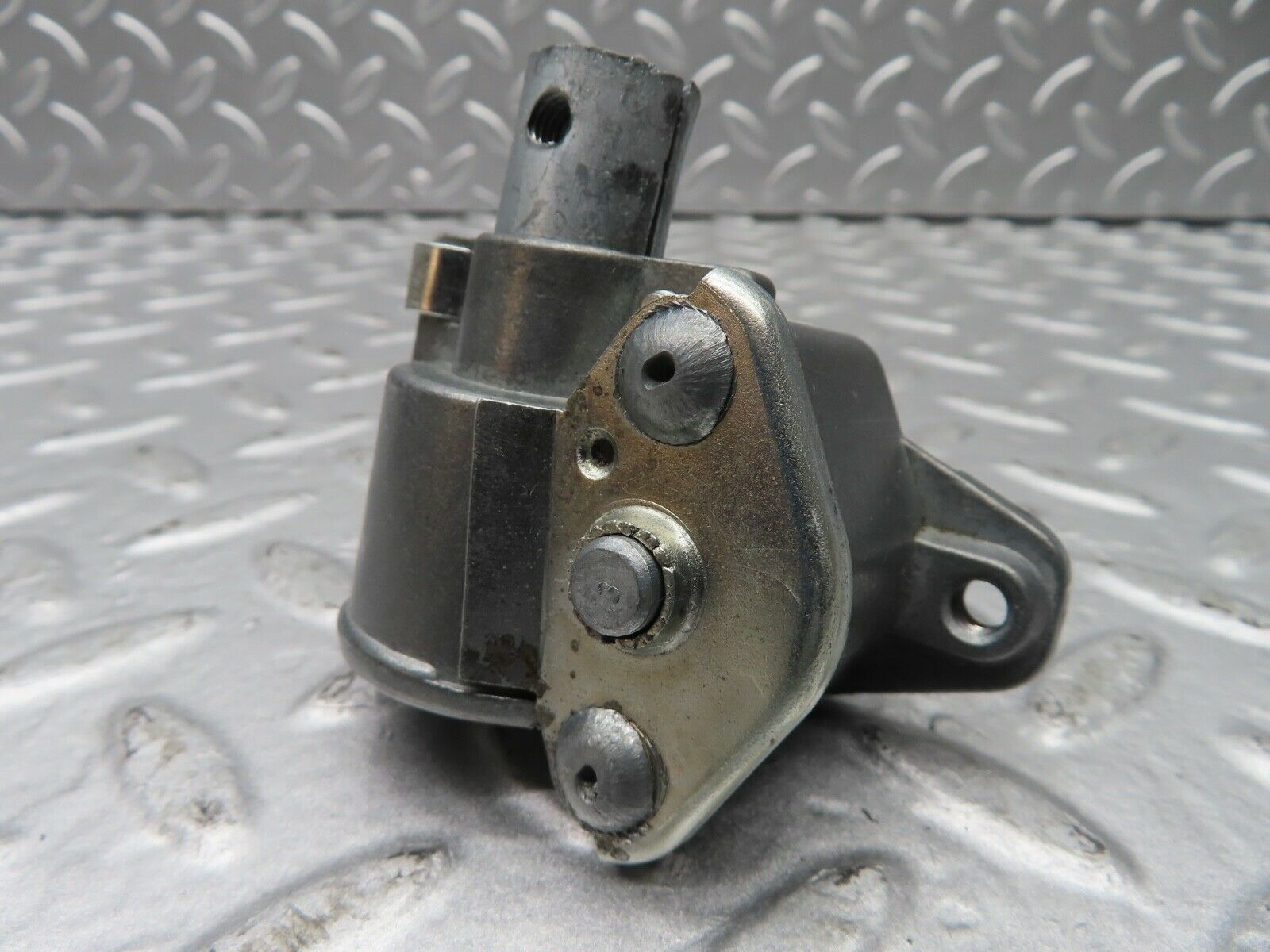 20275 Mercedes-Benz W114 280CE Coupe Vent Window Regulator Right Side