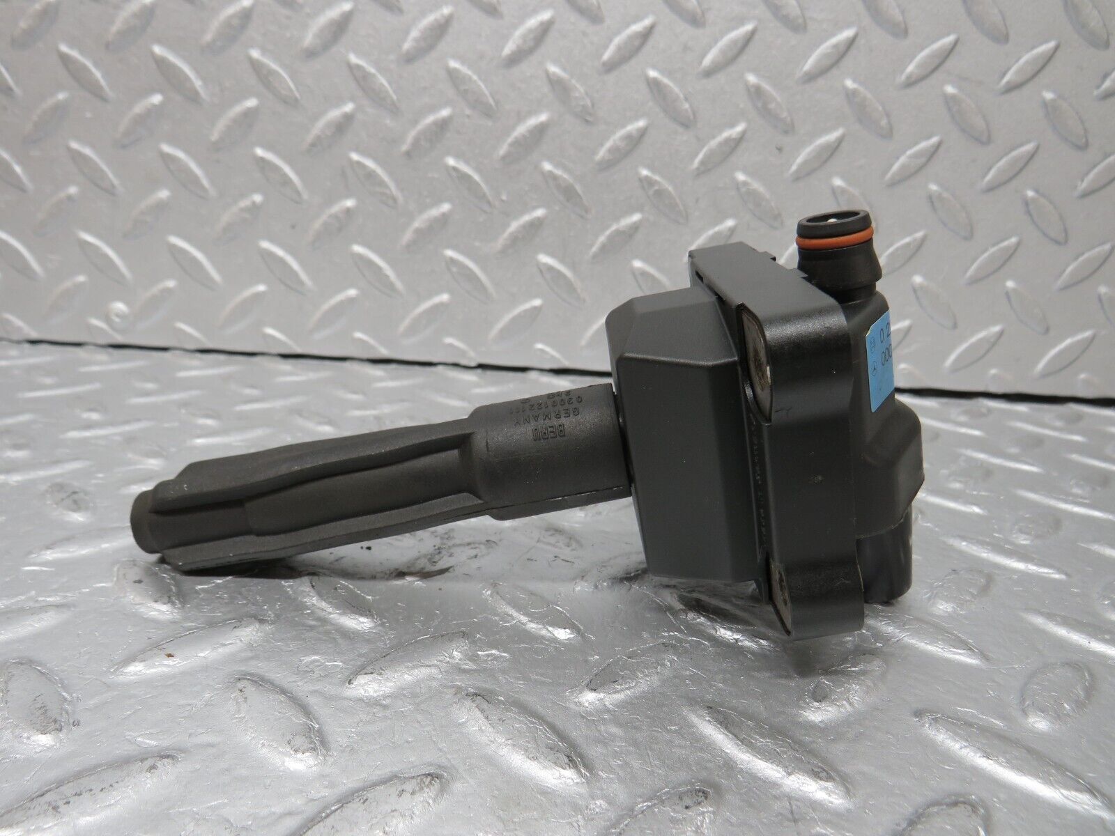 38081 Mercedes-Benz A124 320E Cabriolet Ignition Coil 0221506444 0001587003