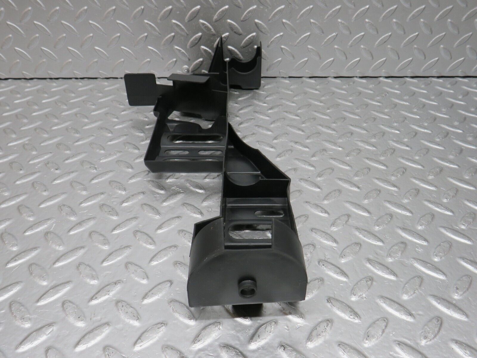 33240 Mercedes-Benz W202 C180 Car Jack Holder Cover 2028990414