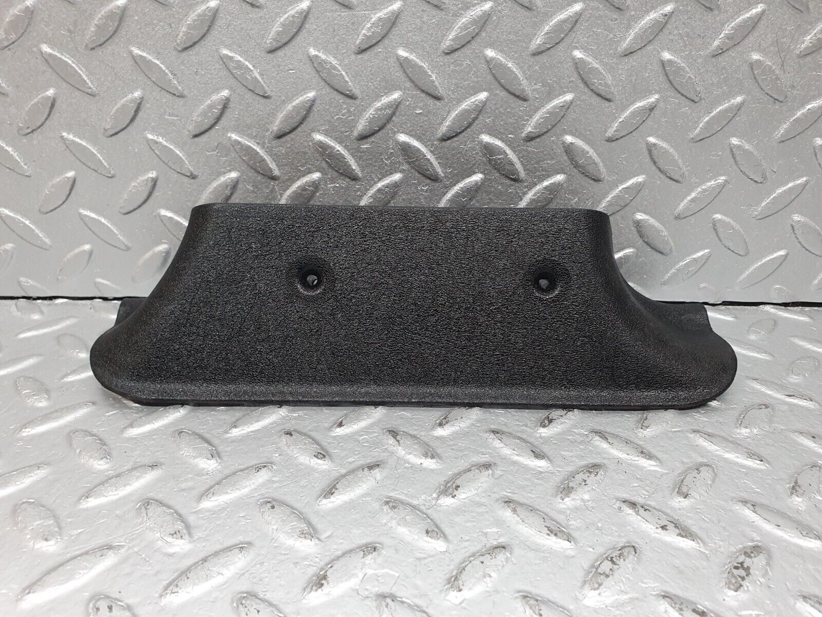 41115 Mercedes-Benz W126 300SE B Pillar Bottom Cover Right 1266920222