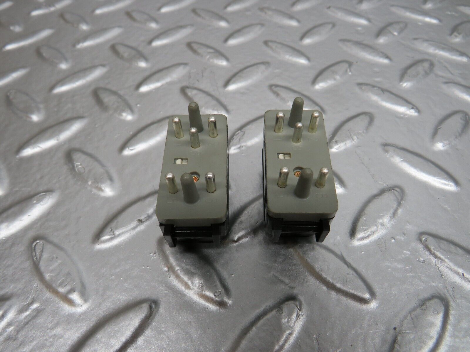 24663 Mercedes-Benz W140 S320 Heated Seat Switch Pair 1408209810