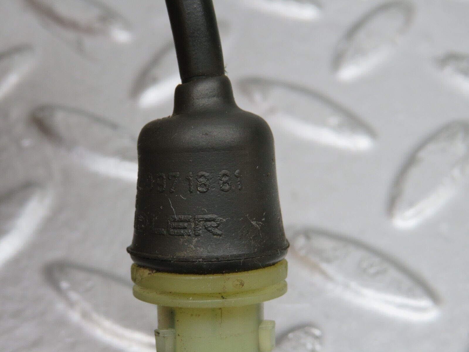 29595 Mercedes-Benz W124 230E Front Wing Indicator Cable Wire 1249971881