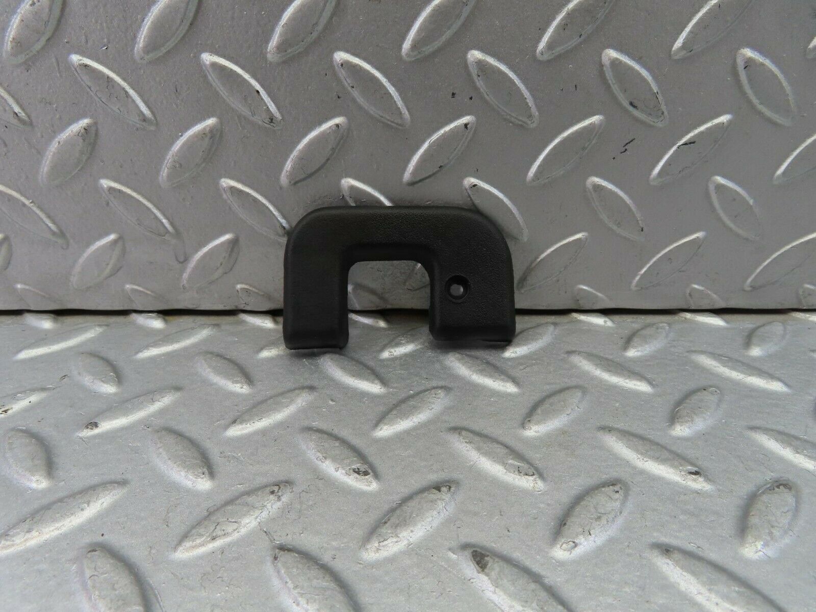 9517 Mercedes-Benz C124 300CE Coupe Left Interior Door Latch Trim