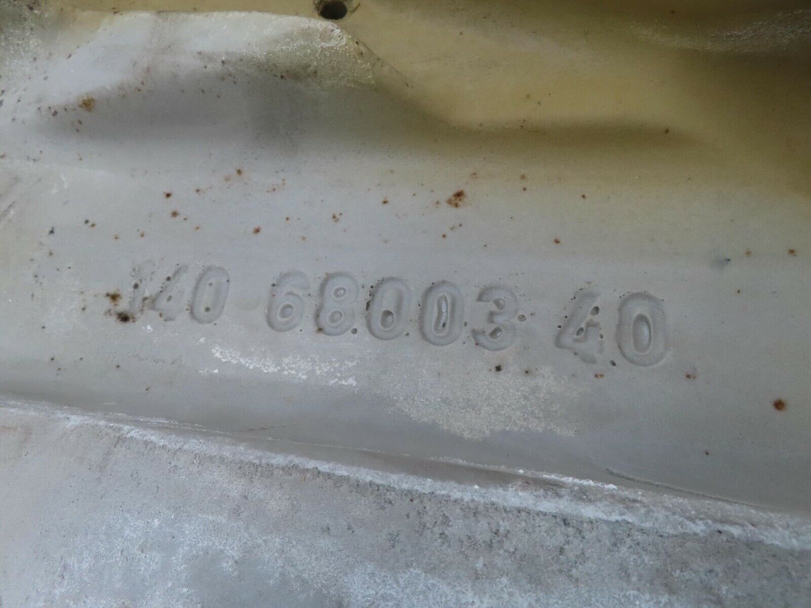 15132 Mercedes-Benz W140 S320 Front Left Foot Well Carpet 1406800340