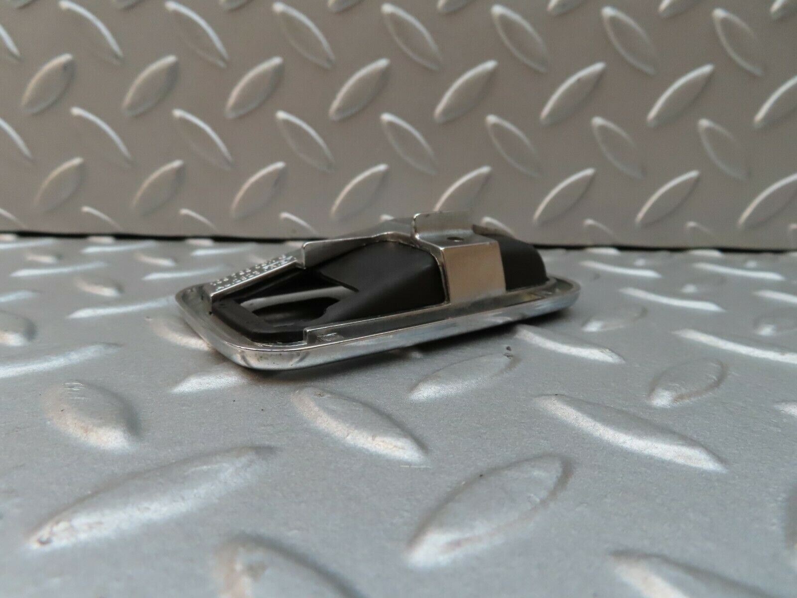 3820 Mercedes-Benz S123 200T Wagon Chrome Frame For Door Handle 1087660611