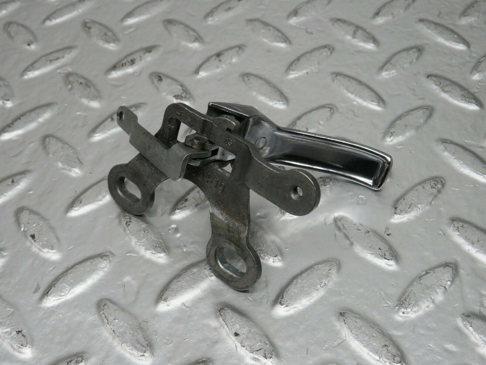 24467 Mercedes-Benz W108 Right Interior Door Handle 1107660419