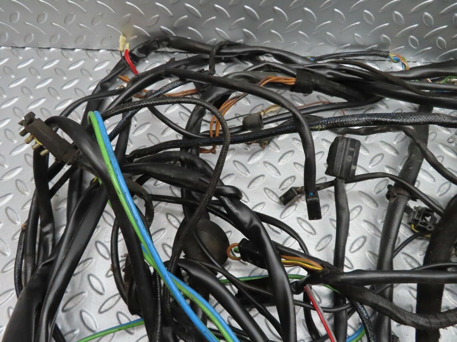 14501 Mercedes-Benz W116 350SE Engine Chassis Body Wire Wiring Harness