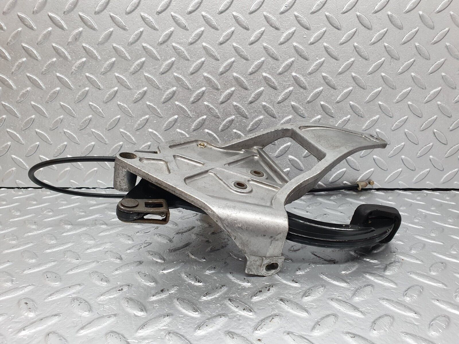 41455 Mercedes-Benz W124 200E Parking Brake Pedal 1244270536 1244270801