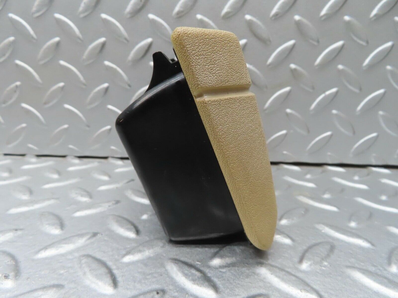 13556 Mercedes-Benz W123 200 Rear Door Ashtray