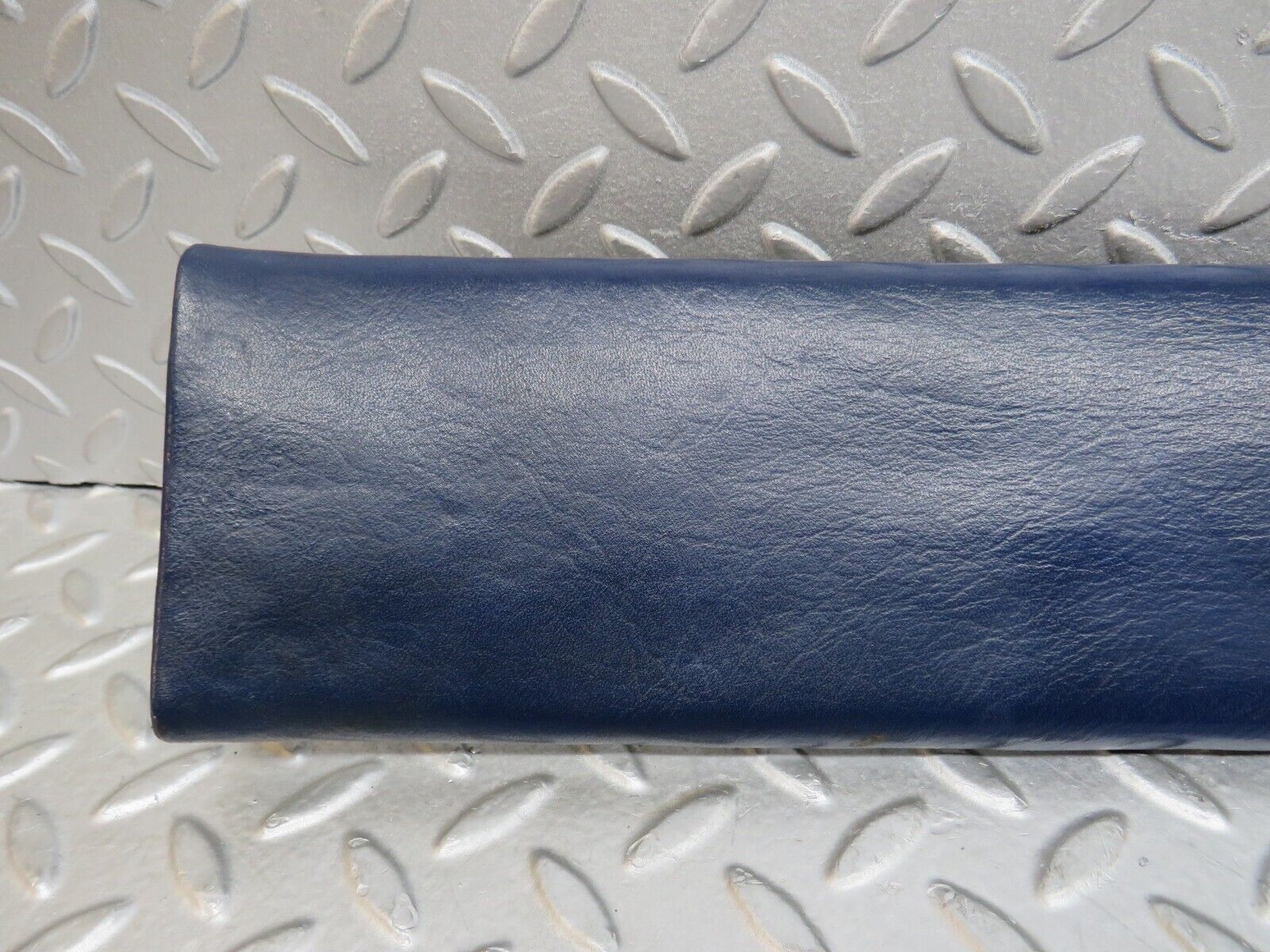 37334 Mercedes-Benz W109 300SEL B Pillar Cover Panel Right Side Blue