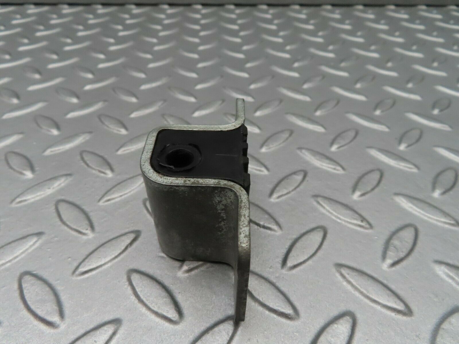 3722 Mercedes-Benz S123 200T Wagon Door Lock Latch Left Side