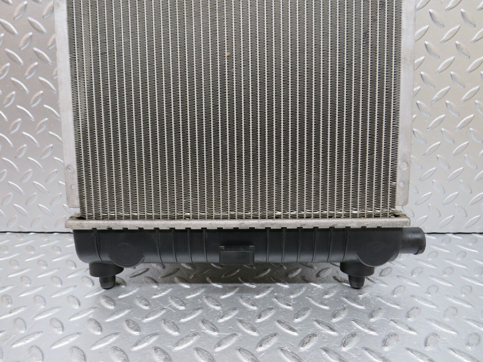 30894 Mercedes-Benz W201 190E 2.0L Engine Coolant Radiator RA 0170130