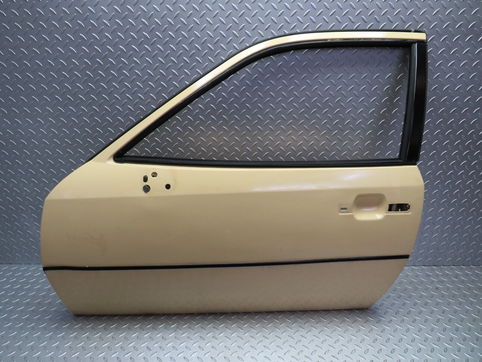 30035 Porsche 924 Left Door