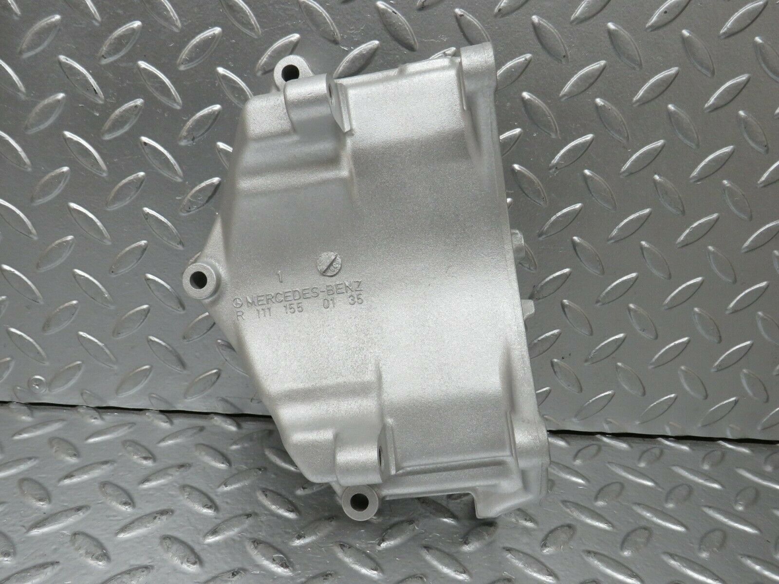 24346 Mercedes-Benz S124 220TE Wagon AC Compressor Support Bracket 1111550135