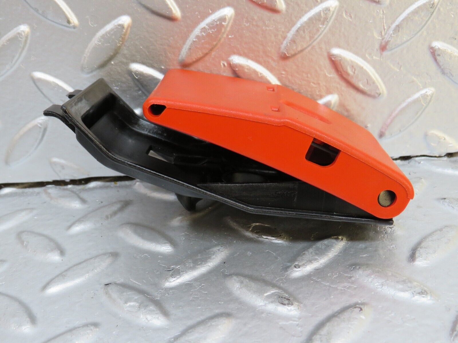 29435 Mercedes-Benz W124 230E Hood Opener Bonnet Opener Release