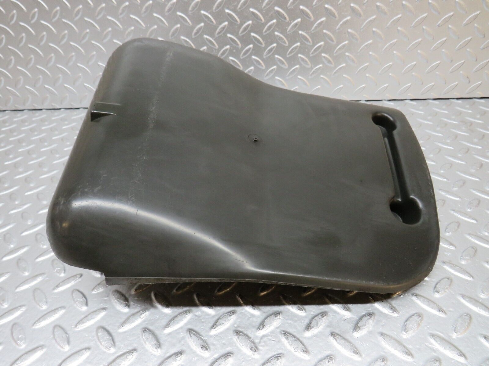 31830 Mercedes-Benz W201 190LE 1.8L Fuel Pump Protective Cover 2014780637