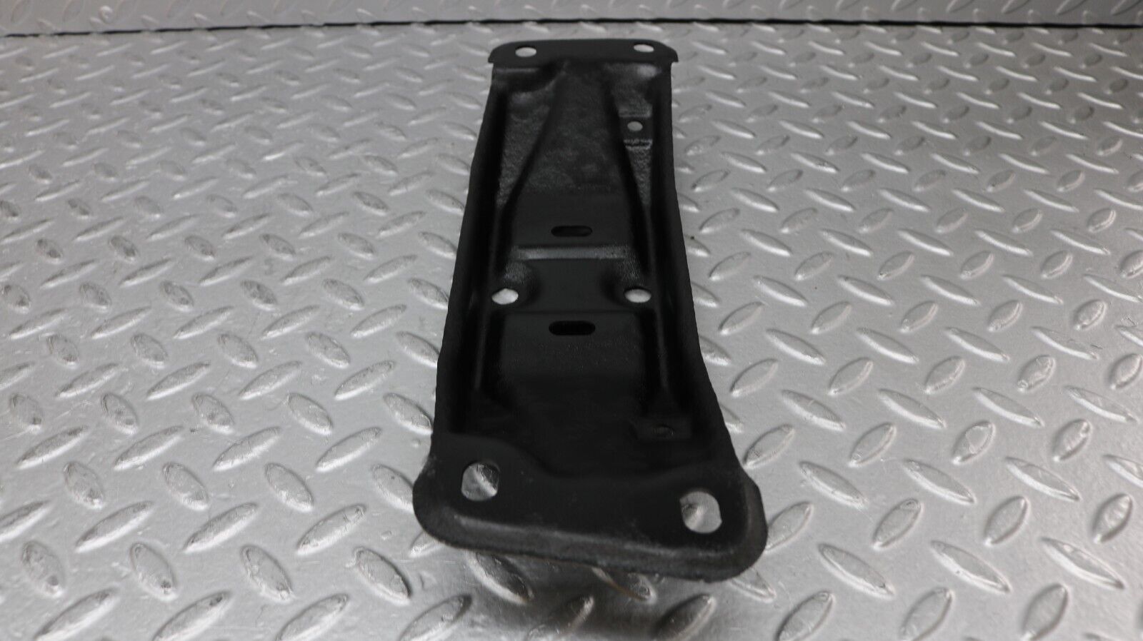 37207 Mercedes-Benz C126 420SEC Coupe Gearbox Mount Bracket