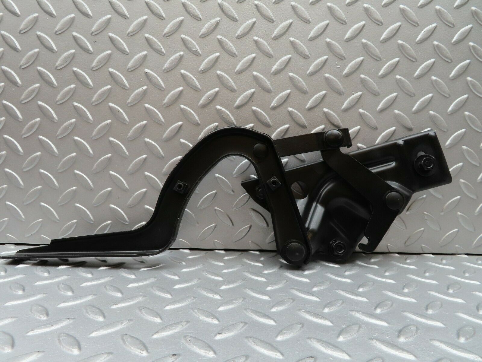 3607 Mercedes-Benz W108 280SE Rear Right Trunk Lid Hinge