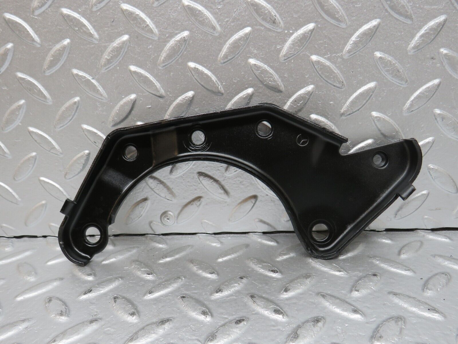 31787 Mercedes-Benz W201 190LE 1.8L Alternator Generator Holder Bracket