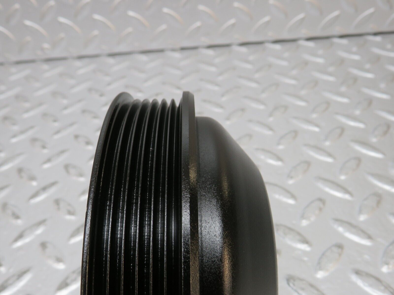 31543 Mercedes-Benz S124 220TE Wagon Power Steering Pump Pulley 1112300015