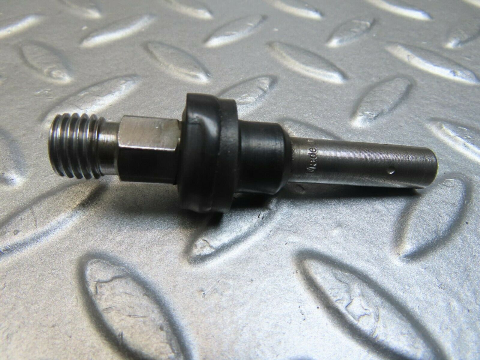 11480 Mercedes-Benz C123 230CE Coupe Fuel Injector Bosch 0437502010