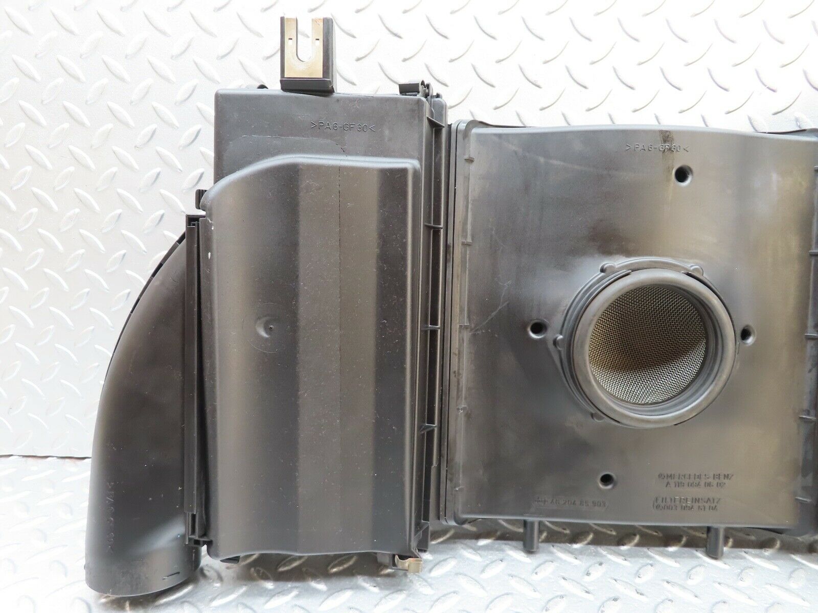 19314 Mercedes-Benz C140 CL420 Coupe Air Filter Box With Brand New Air Filter