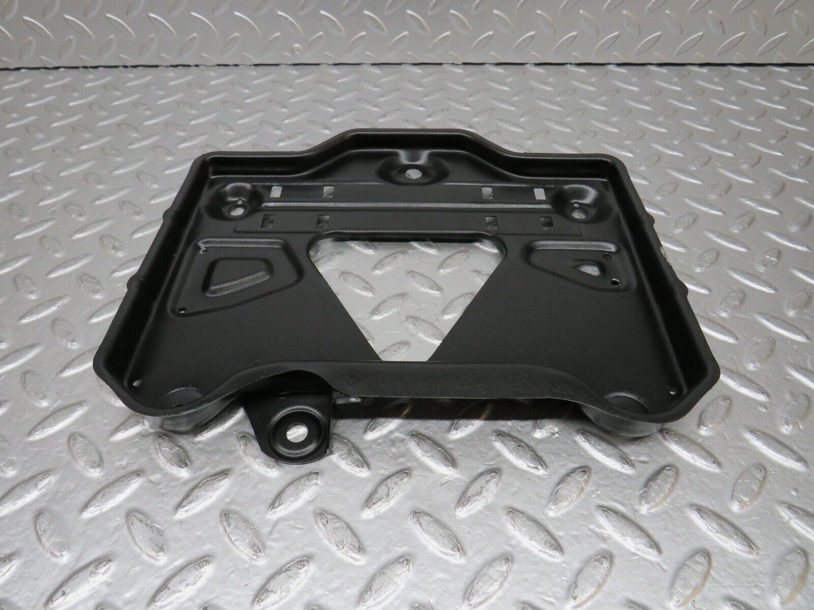 31426 Mercedes-Benz S124 220TE Wagon Battery Tray