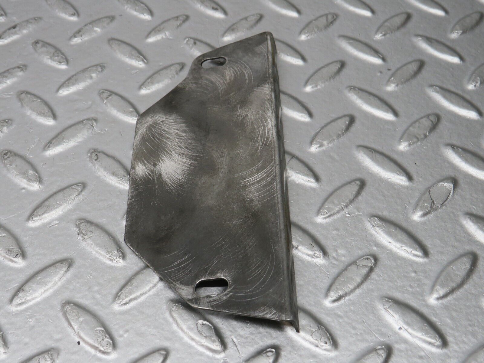 32919 Mercedes-Benz W123 300D Gearbox Flange Cover