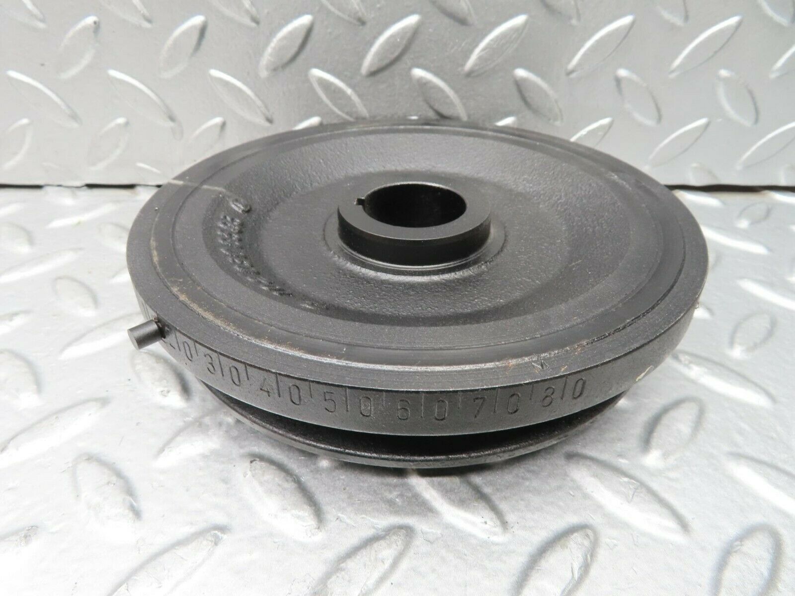 15267 Mercedes-Benz W123 230E Crankshaft Vibration Damper Pulley 1020300503