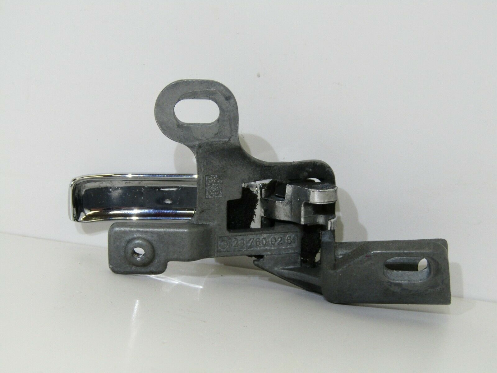 1035 Mercedes-Benz C123 230CE Right Interior Door Handle 1237600261