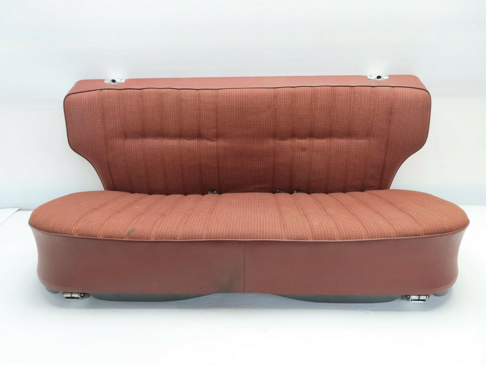 7706 Mercedes-Benz S123 230TE Wagon Rear Seat