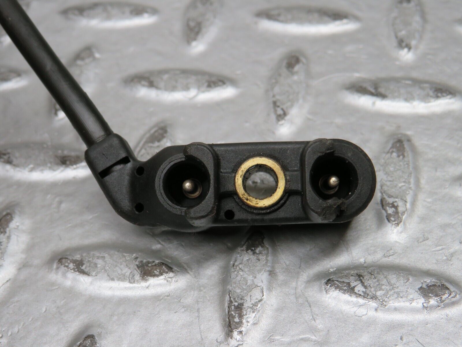 29146 Mercedes-Benz C124 320CE Coupe Brake Pad Sensor Wire Left 0195455228