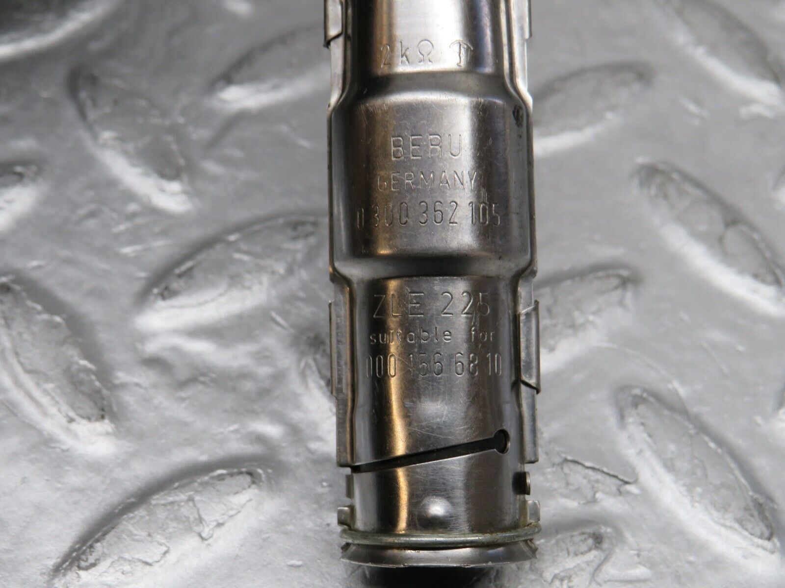 38099 Mercedes-Benz A124 320E Ignition Coil Lead 0300362105 0356250035 0001593442