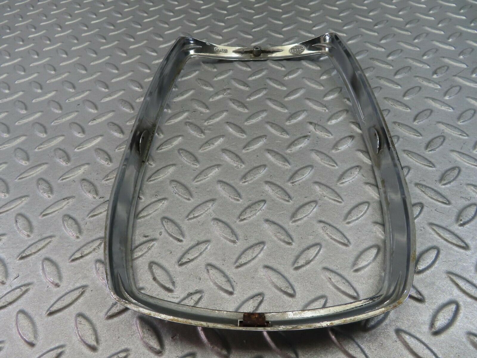 8141 Mercedes-Benz W114 Headlight Chrome Frame
